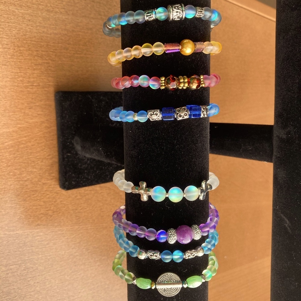 Mystic Aura Stretch Bracelets - Picture 1 of 7
